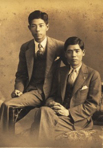 僕の祖父（右）